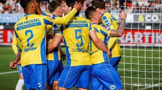 球舞台上的 球舞台上的